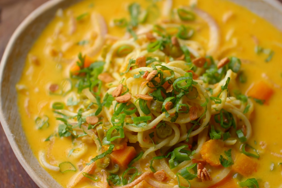 Veg Khow Suey